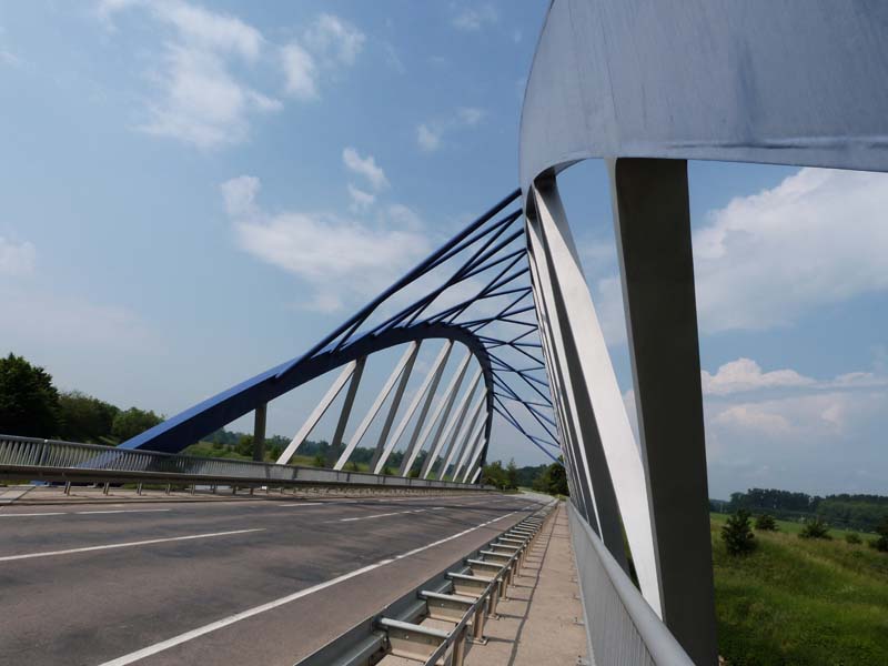 Most přes Bečvu.JPG